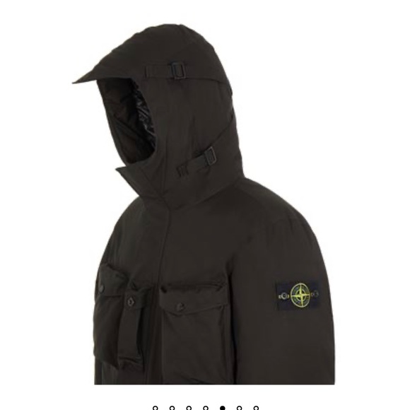 Brand new stone island ripstop gore Tex down parka
Size XL - Picture 12 of 13